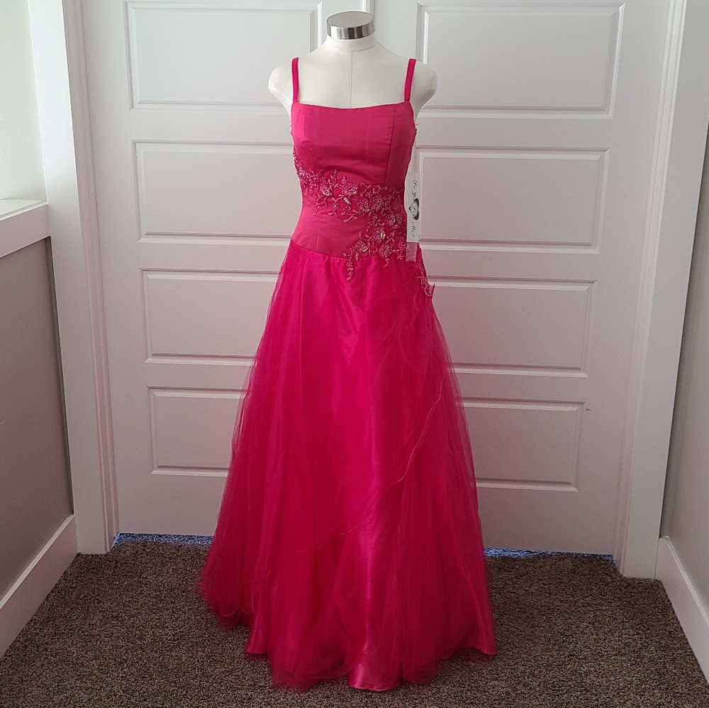 Pretty Pink Prom Dress 💃🏻